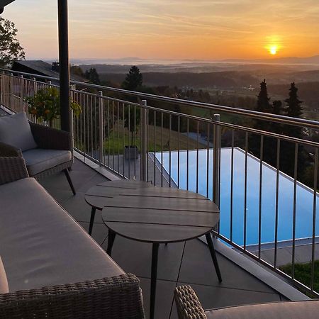 Greim15 --- Ganzes Ferienhaus Mit Fernsicht, Pool, Wellness Deutschlandsberg Extérieur photo