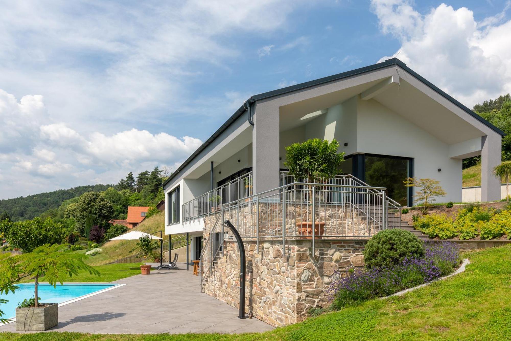Greim15 --- Ganzes Ferienhaus Mit Fernsicht, Pool, Wellness Deutschlandsberg Extérieur photo